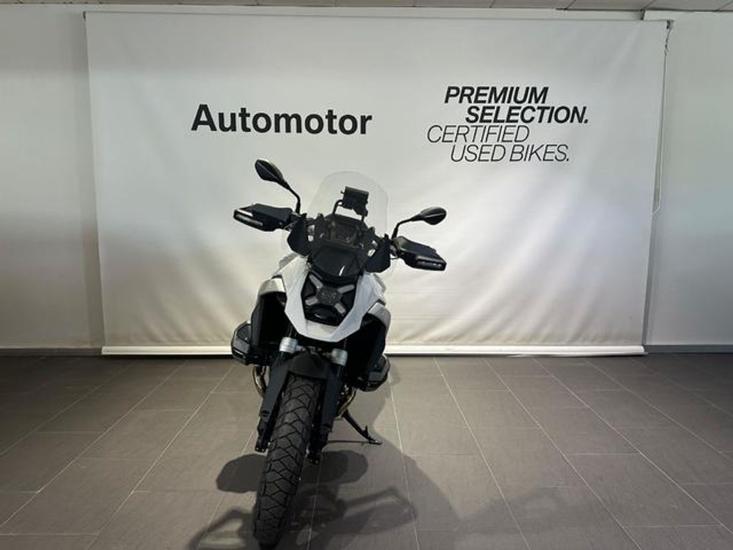 BMW Motorrad R 1300 GS Blanco Motorcycle