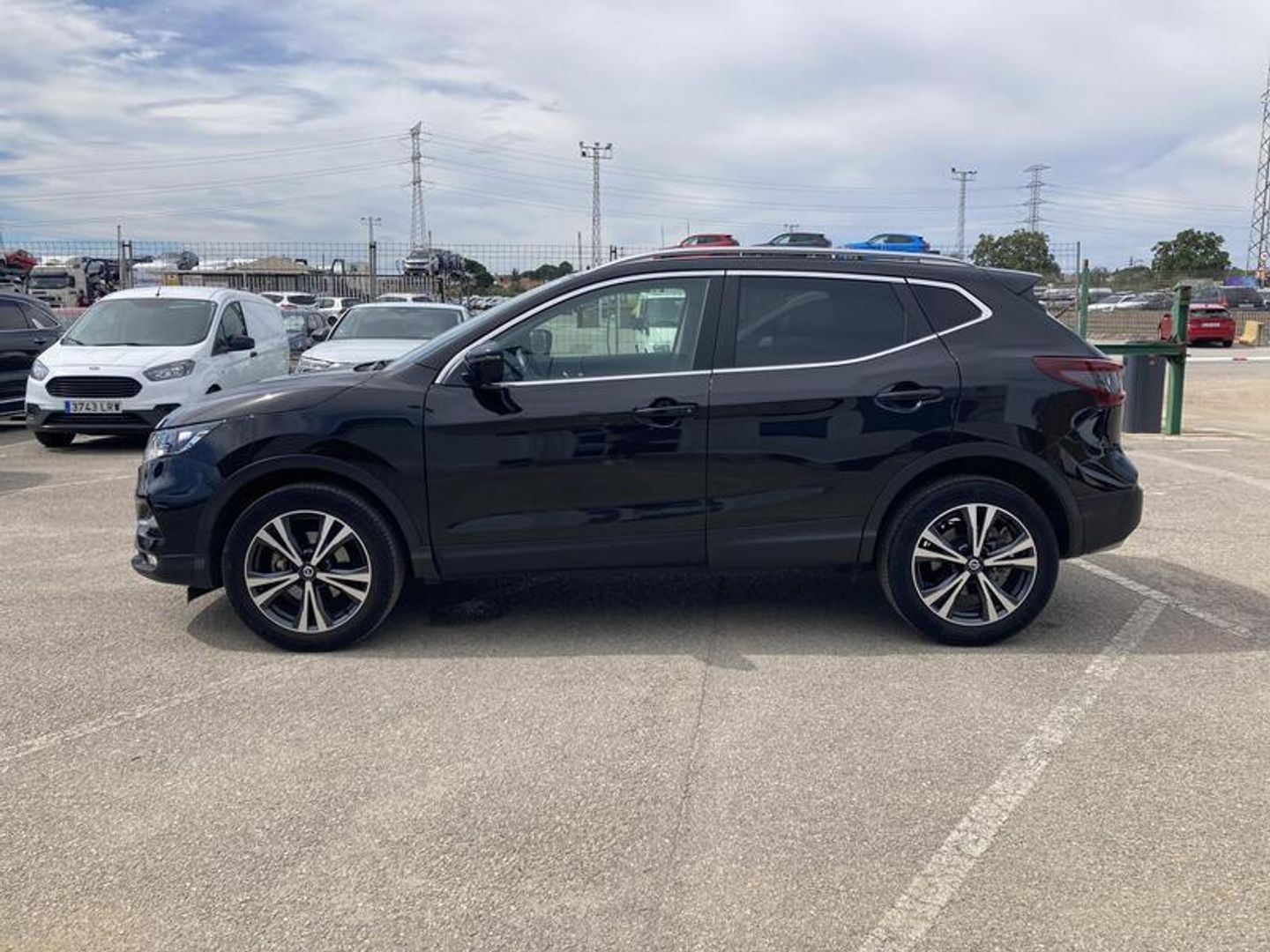 Nissan Qashqai DIG-T 140 Acenta 4x2 103 kW (140 CV) Negro SUV