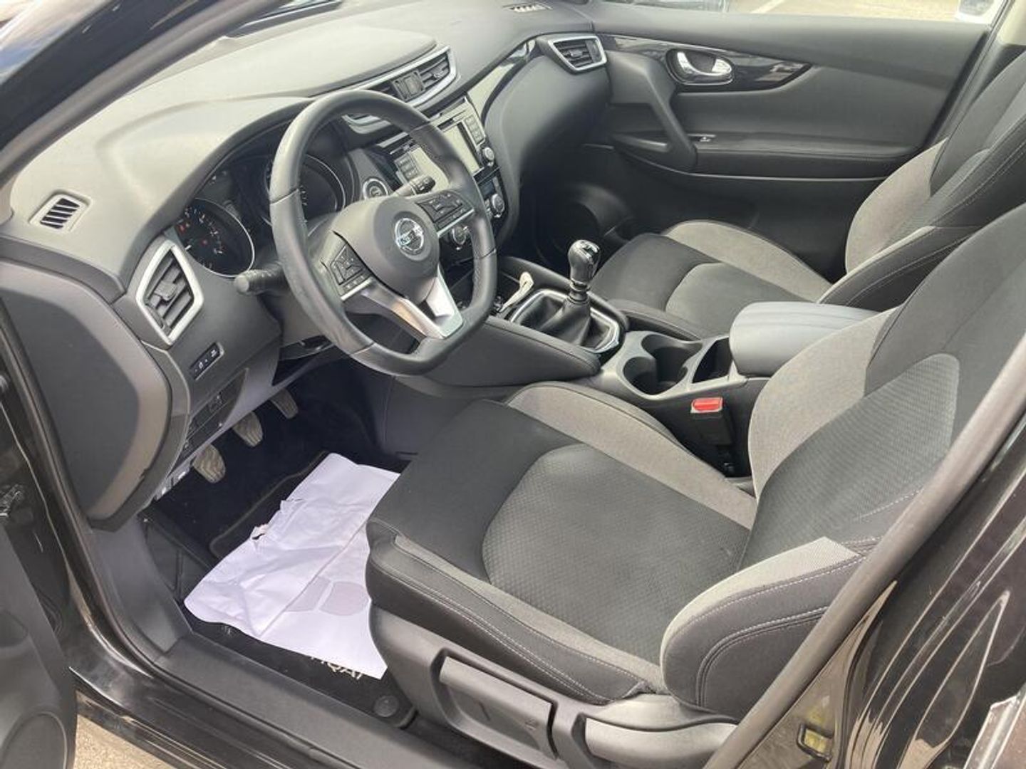 Nissan Qashqai DIG-T 140 Acenta 4x2 103 kW (140 CV) Negro SUV