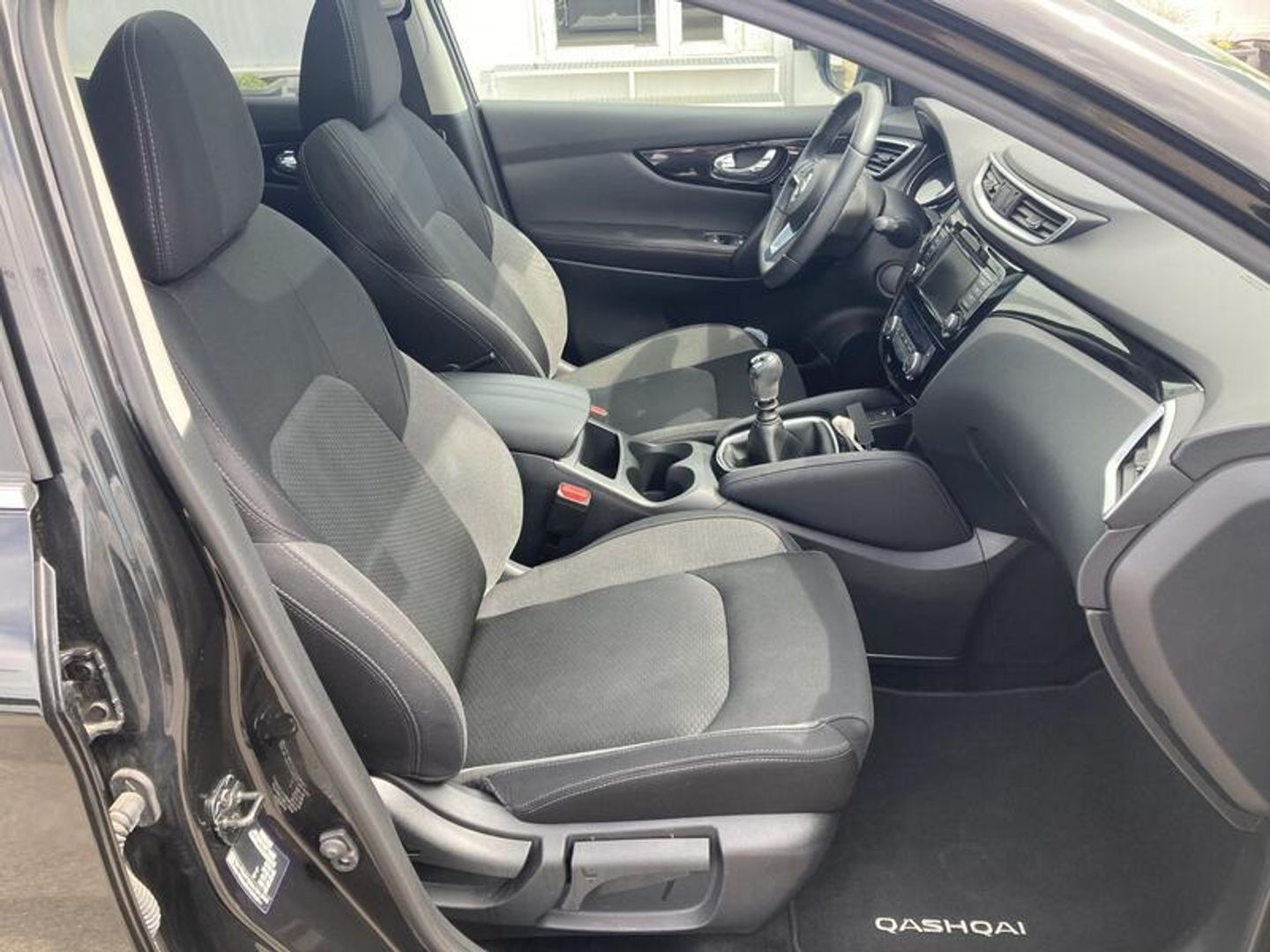 Nissan Qashqai DIG-T 140 Acenta 4x2 103 kW (140 CV) Negro SUV