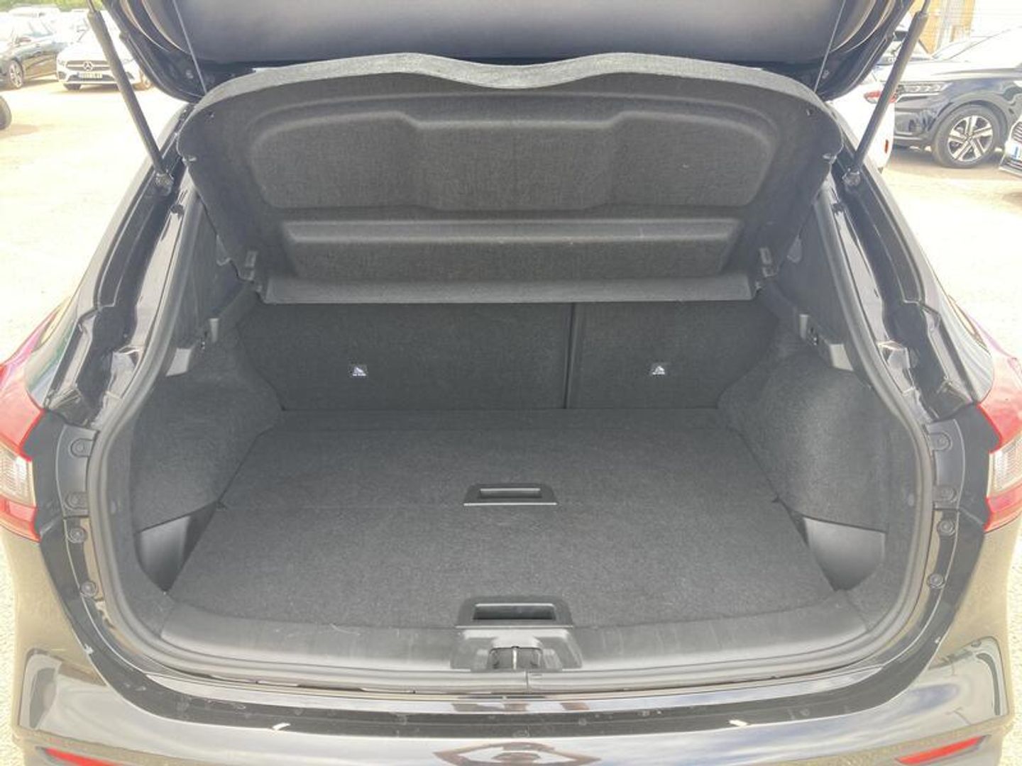 Nissan Qashqai DIG-T 140 Acenta 4x2 103 kW (140 CV) Negro SUV