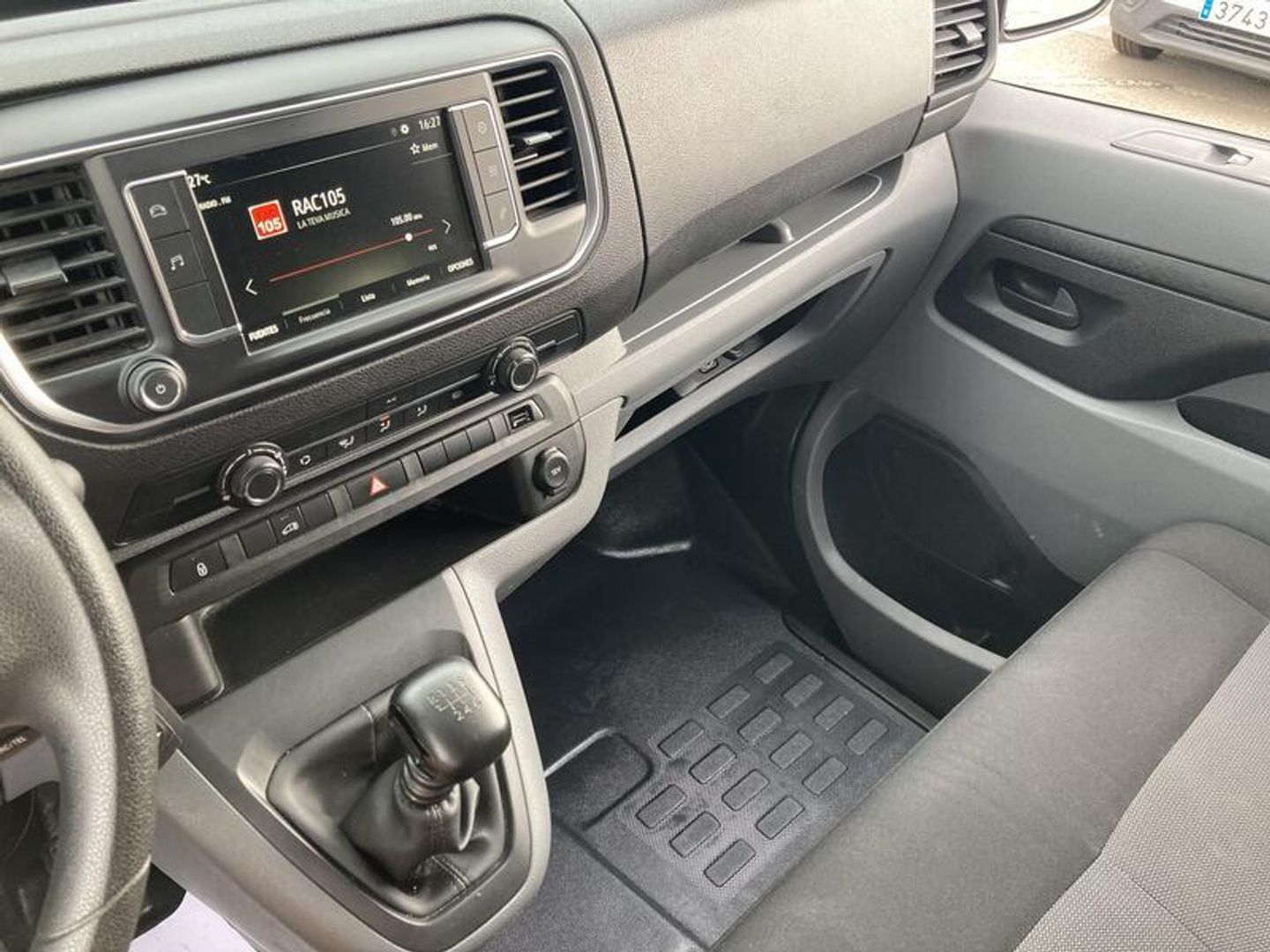 Opel Vivaro Furgon 1.5 Diesel M Standard Express 75 kW (102 CV) Blanco 
