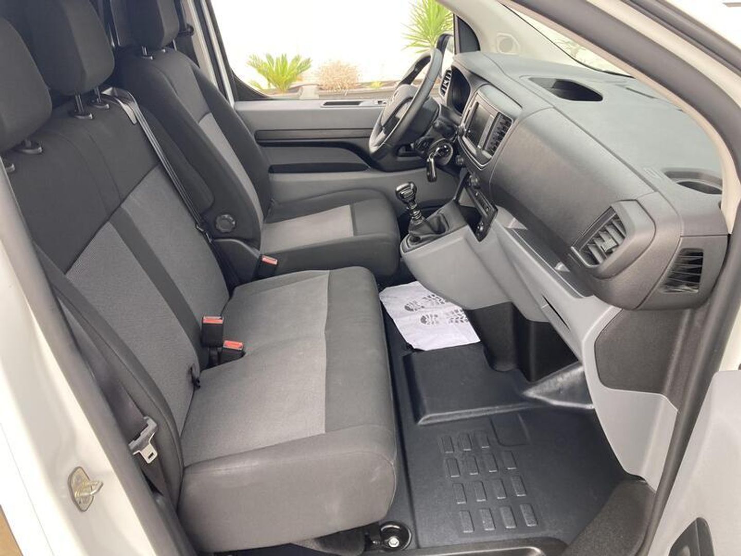Opel Vivaro Furgon 1.5 Diesel M Standard Express 75 kW (102 CV) Blanco 