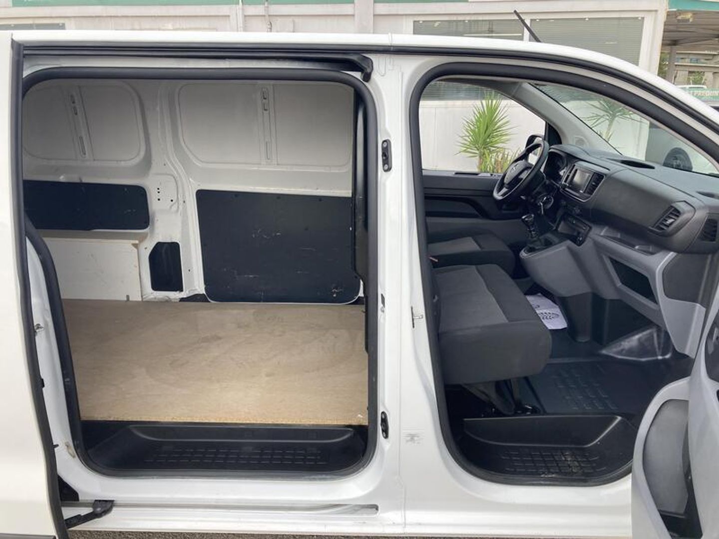 Opel Vivaro Furgon 1.5 Diesel M Standard Express 75 kW (102 CV) Blanco 
