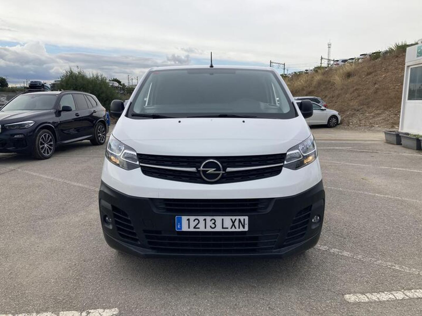 Opel Vivaro Furgon 1.5 Diesel M Standard Express 75 kW (102 CV) Blanco 