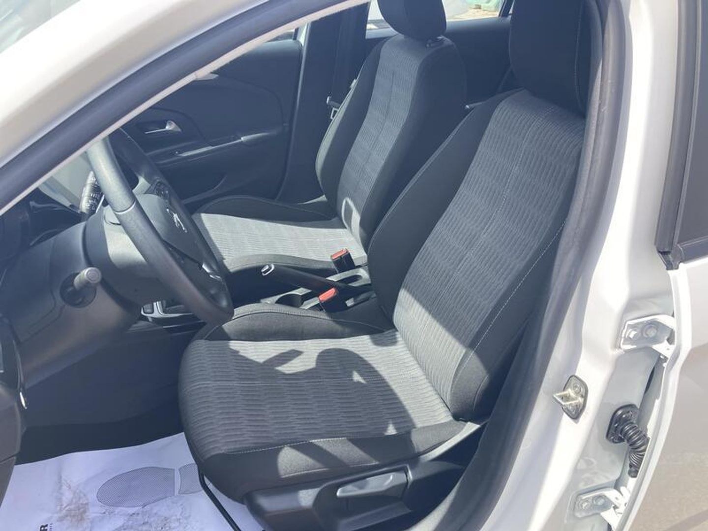 Opel Corsa 1.2 Turbo XHL Edition 74 kW (100 CV) Blanco Compact