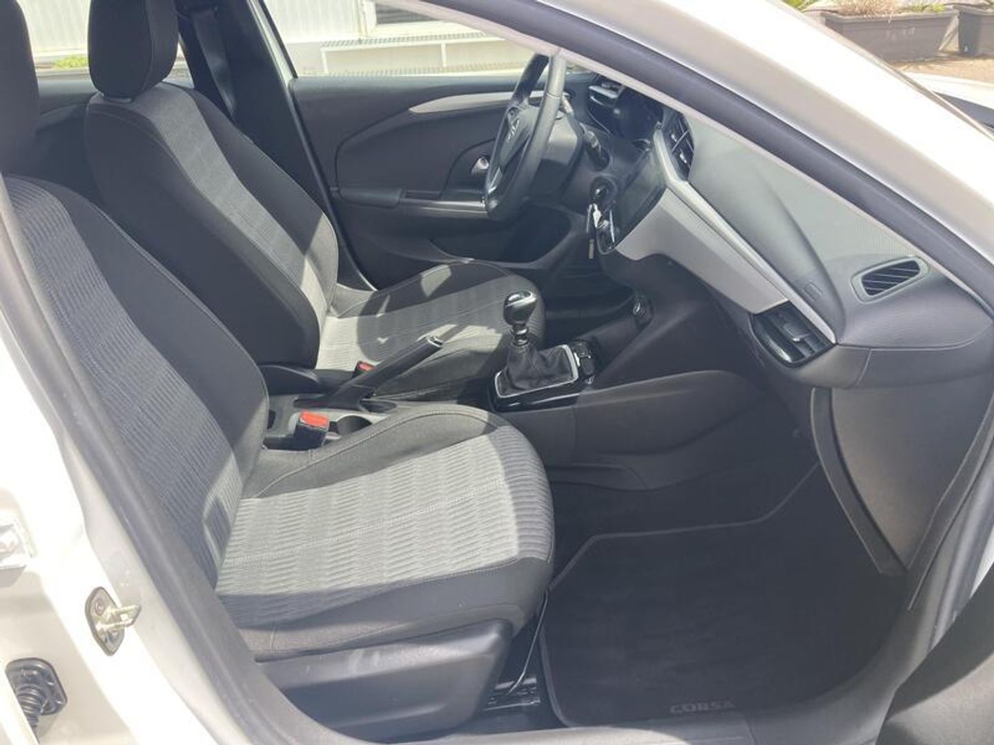 Opel Corsa 1.2 Turbo XHL Edition 74 kW (100 CV) Blanco Compact
