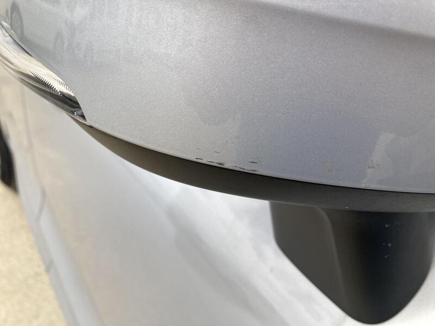 Volvo XC60 B4 D Momentum Pro Auto 145 kW (197 CV) Gris Plata SUV