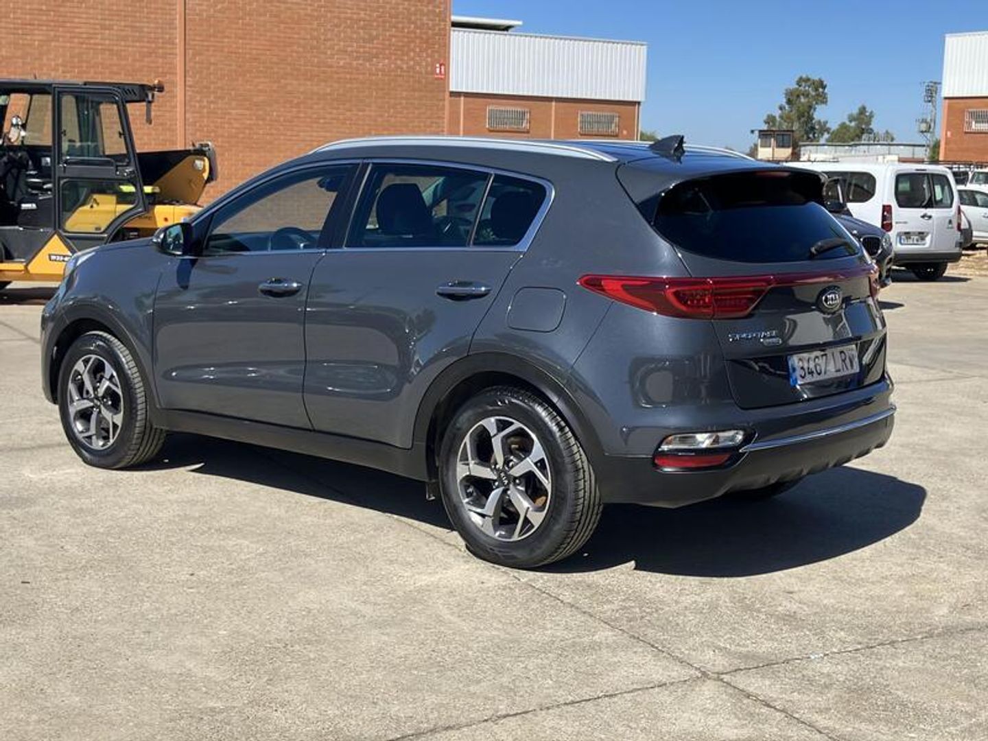 Kia Sportage 1.6 CRDi MHEV Drive Plus 4x2 100 kW (136 CV) Gris SUV
