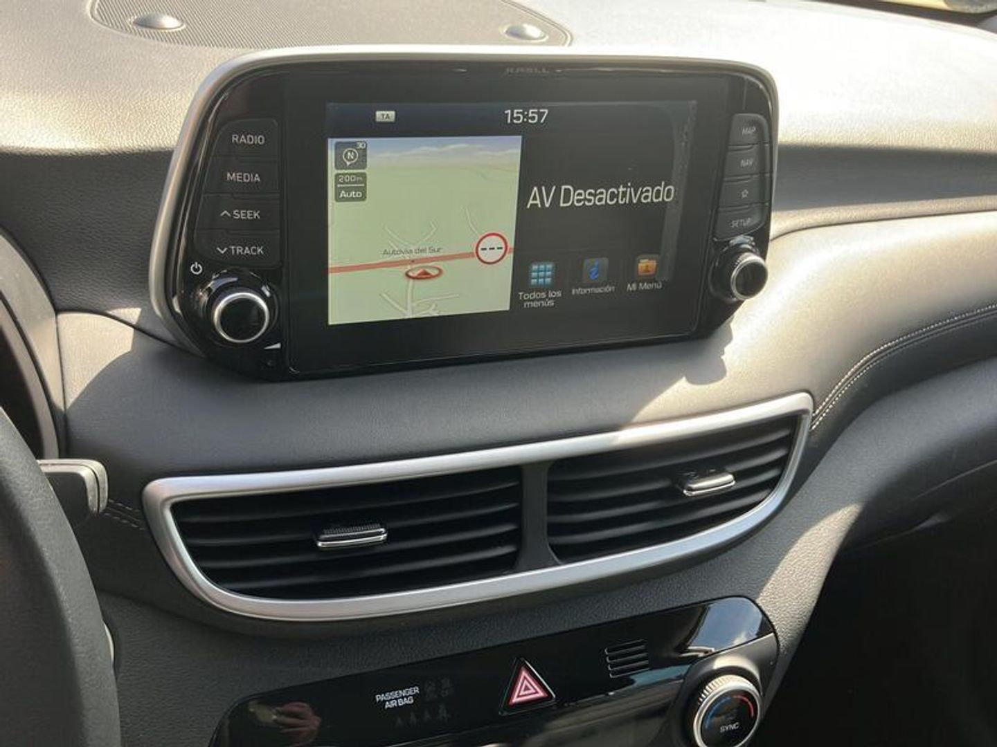 Hyundai Tucson 1.6 CRDI 48V Tecno 4X2 85 kW (116 CV) Gris Plata SUV
