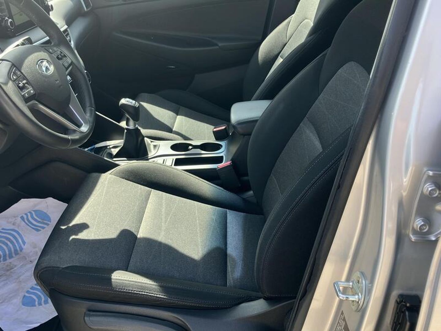 Hyundai Tucson 1.6 CRDI 48V Tecno 4X2 85 kW (116 CV) Gris Plata SUV