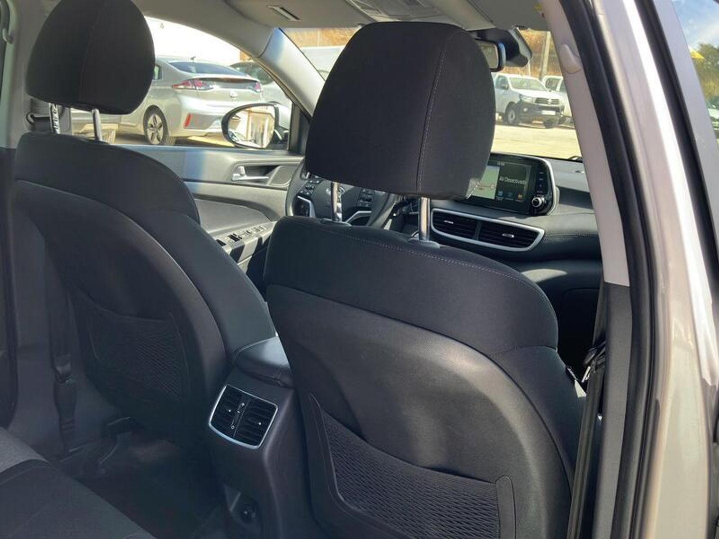 Hyundai Tucson 1.6 CRDI 48V Tecno 4X2 85 kW (116 CV) Gris Plata SUV