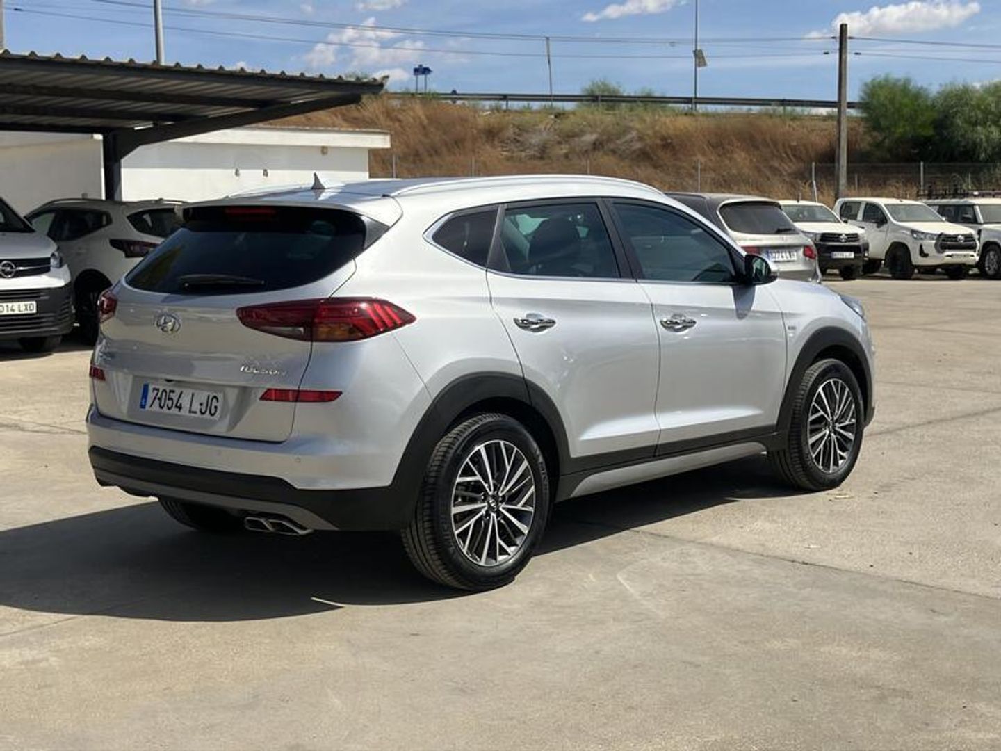 Hyundai Tucson 1.6 CRDI 48V Tecno 4X2 85 kW (116 CV) Gris Plata SUV