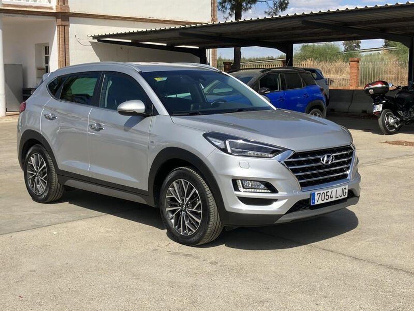 Hyundai Tucson 1.6 CRDI 48V Tecno 4X2 85 kW (116 CV) Gris Plata SUV