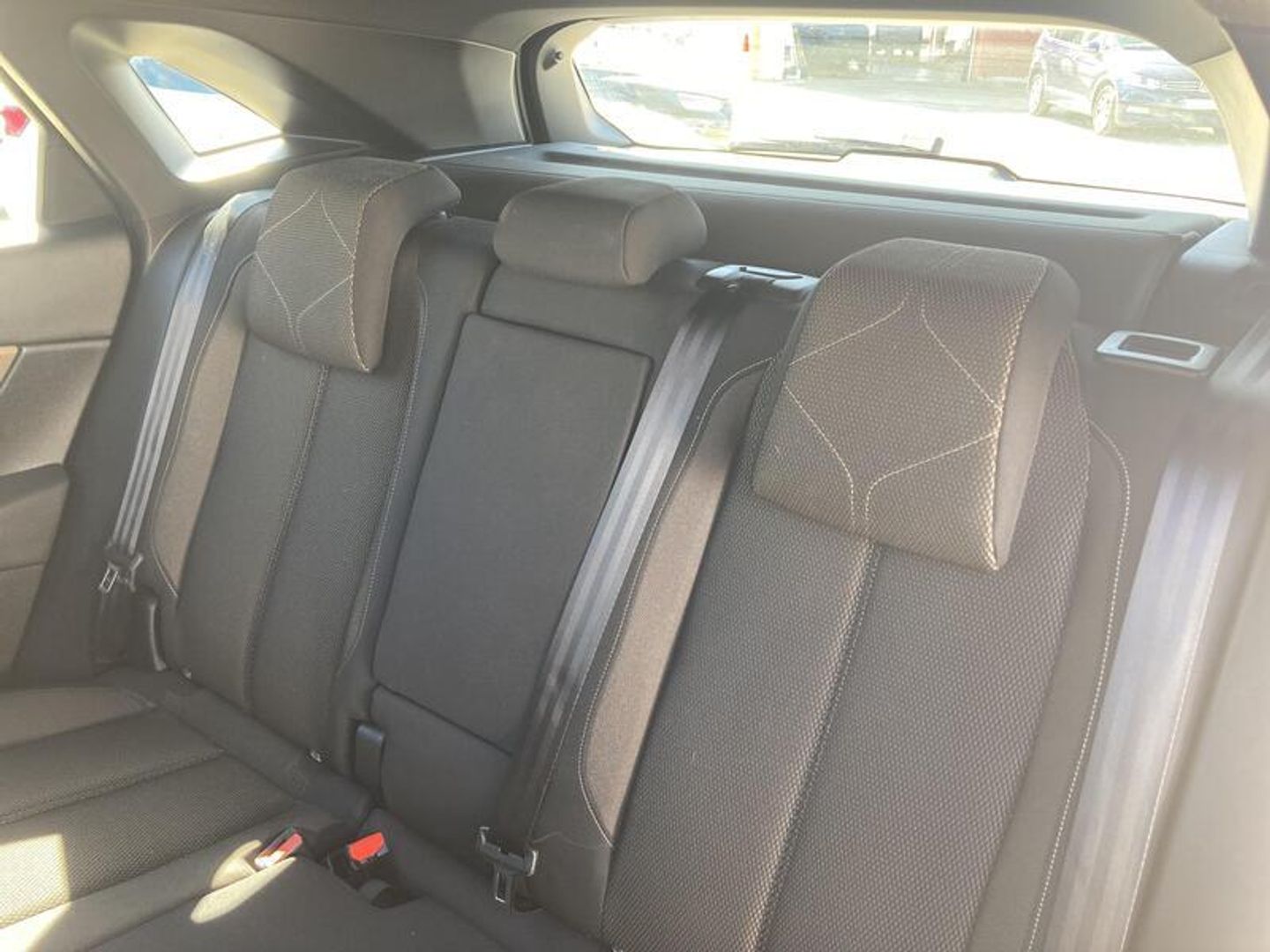 DS DS7 Crossback BlueHDi 130 Bastille Auto 96 kW (130 CV) Gris 