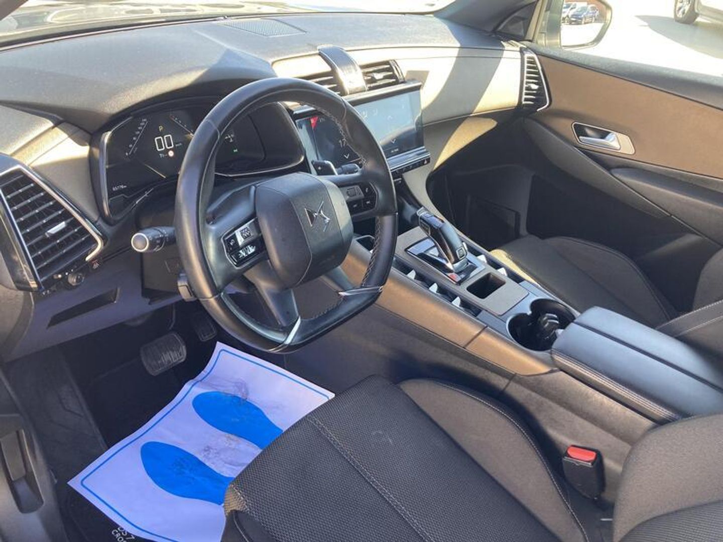 DS DS7 Crossback BlueHDi 130 Bastille Auto 96 kW (130 CV) Gris 