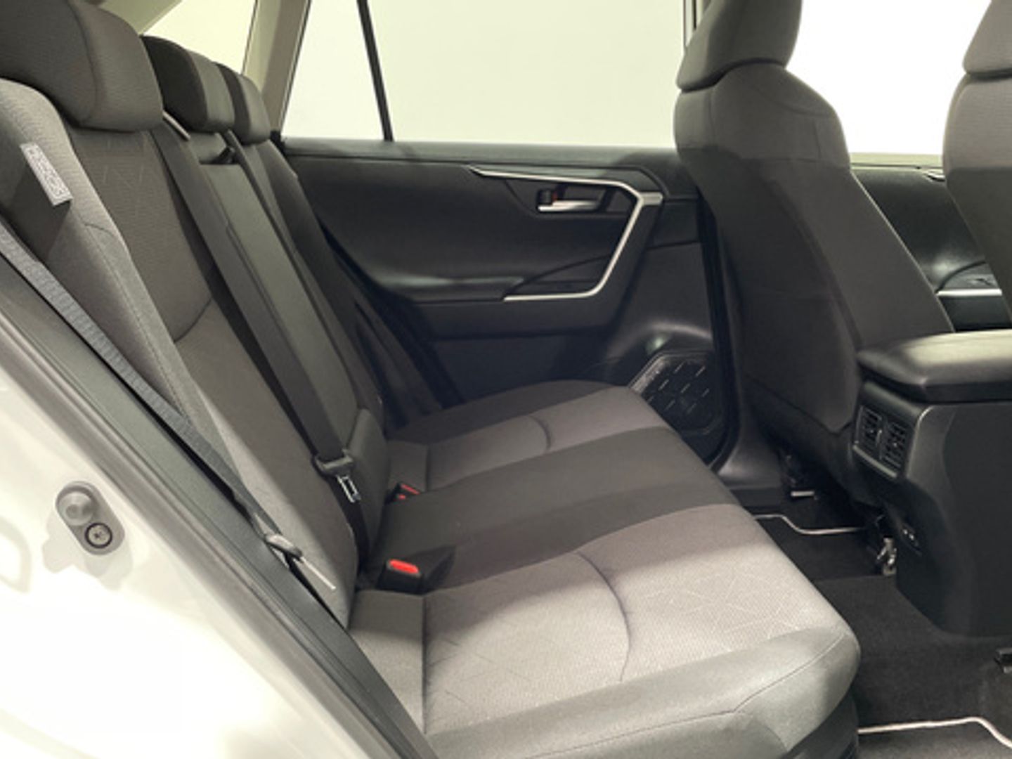 Toyota Rav4 2.5l hybrid Advance 160 kW (218 CV) Blanco All Terrain / Pick-up