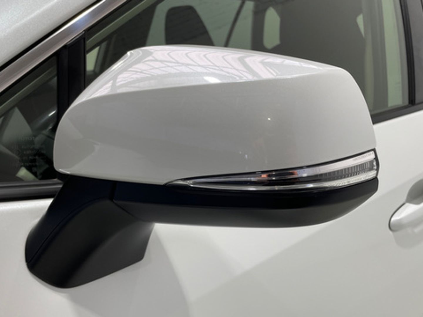 Toyota Rav4 2.5l hybrid Advance 160 kW (218 CV) Blanco All Terrain / Pick-up