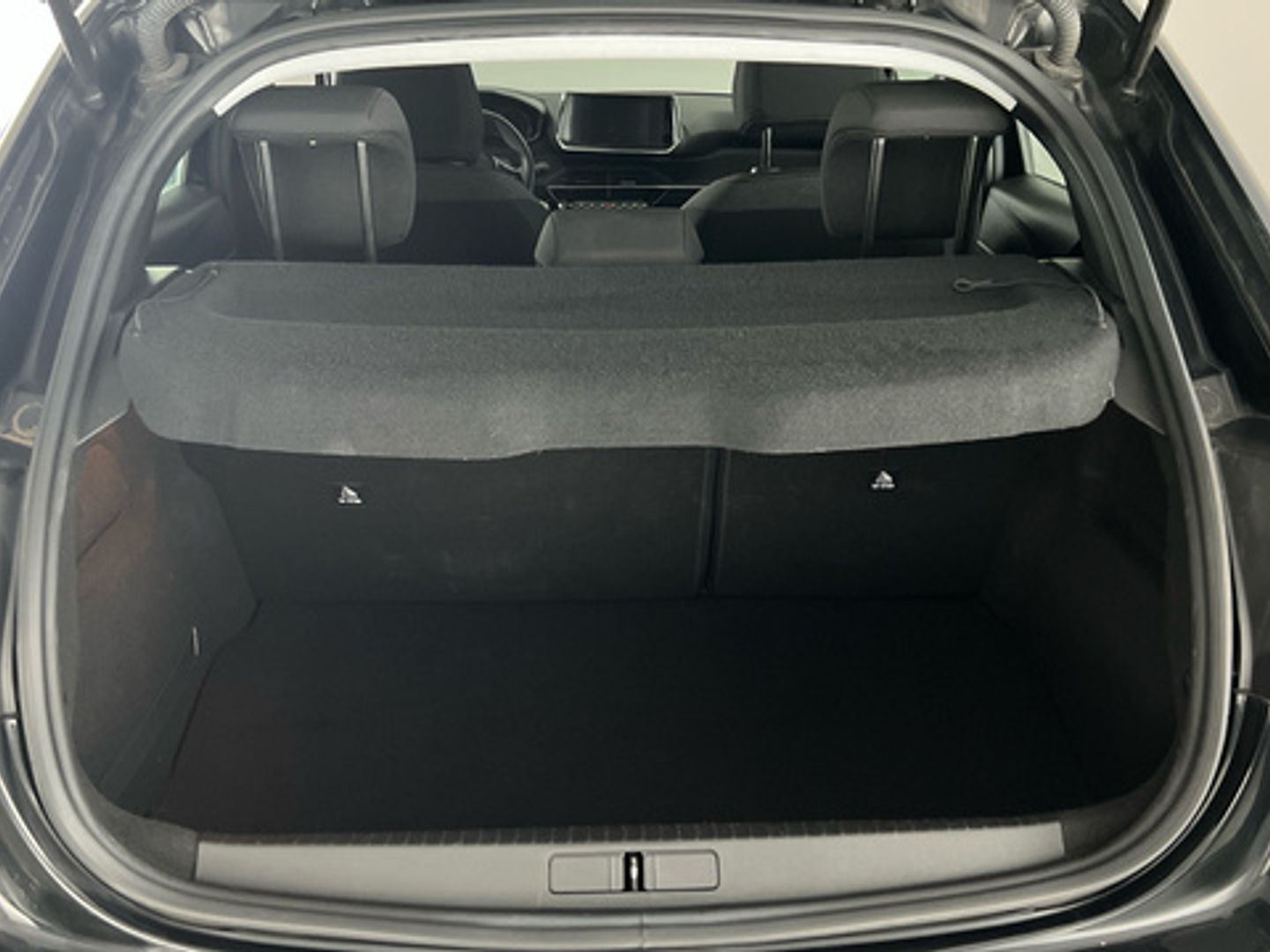 Peugeot 208 PureTech 100 Active Pack 75 kW (100 CV) Negro Compact