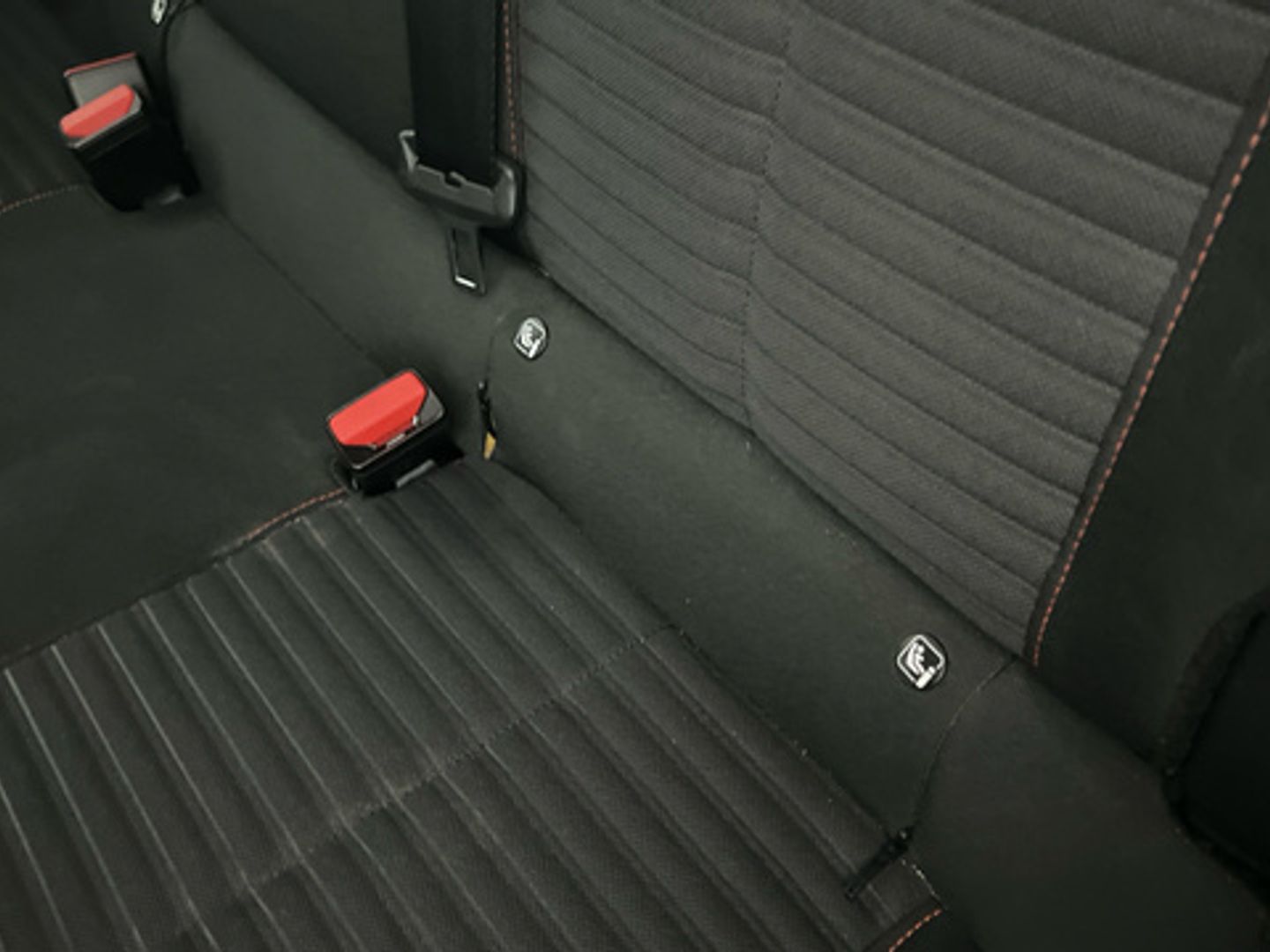 Peugeot 208 PureTech 100 Active Pack 75 kW (100 CV) Negro Compact
