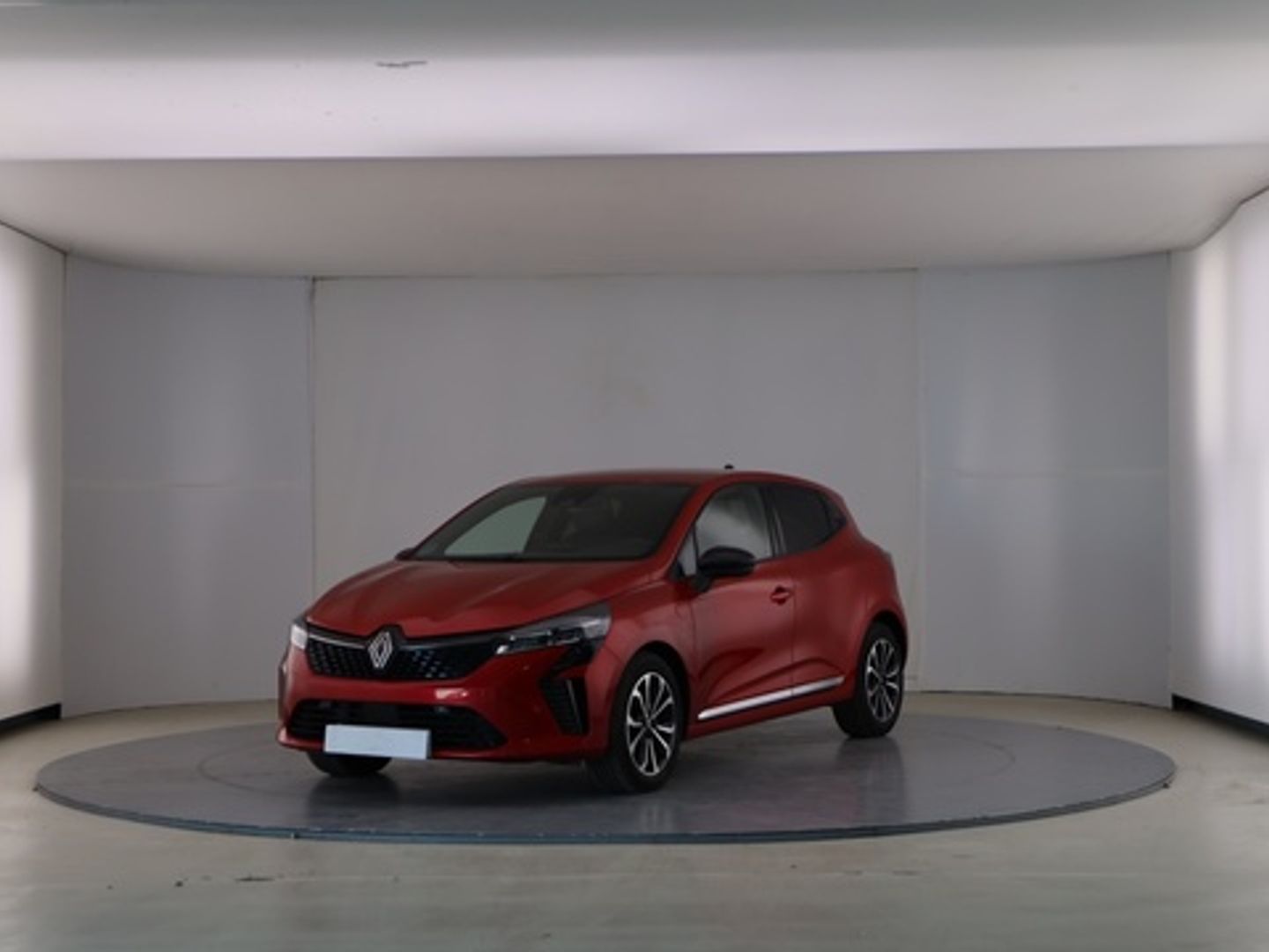 Renault Clio Techno TCe 66 kW (90 CV) Rojo Sedan