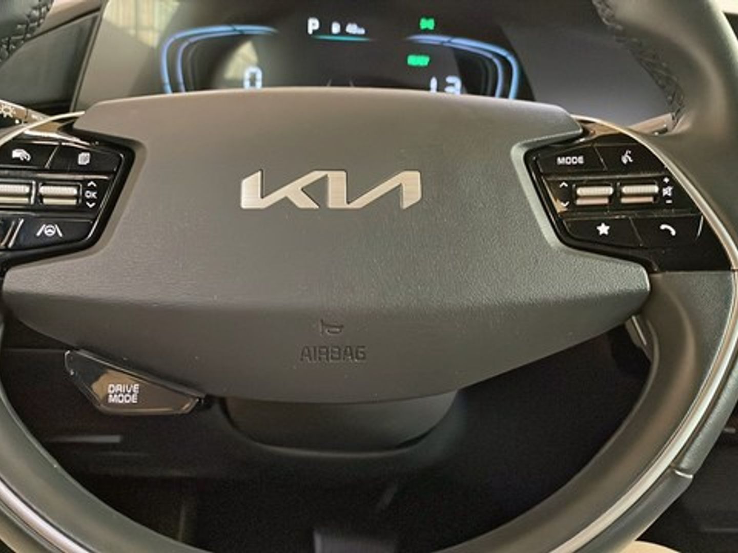 Kia Niro 1.6 GDi PHEV Drive 135 kW (183 CV) Blanco Sedan