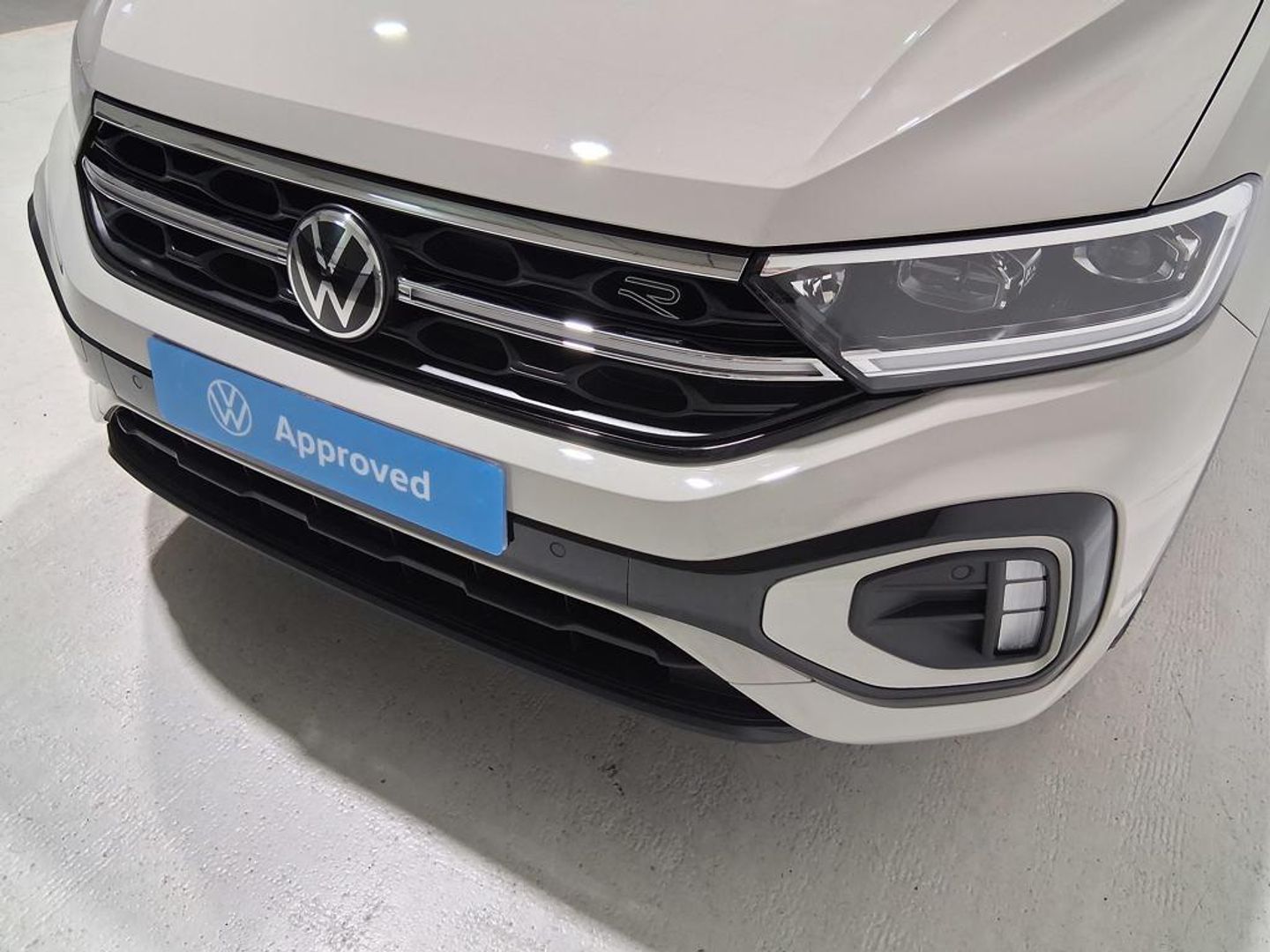 Volkswagen T-Roc R-Line 1.0 TSI 85 kW (116 CV) Beige All Terrain / Pick-up