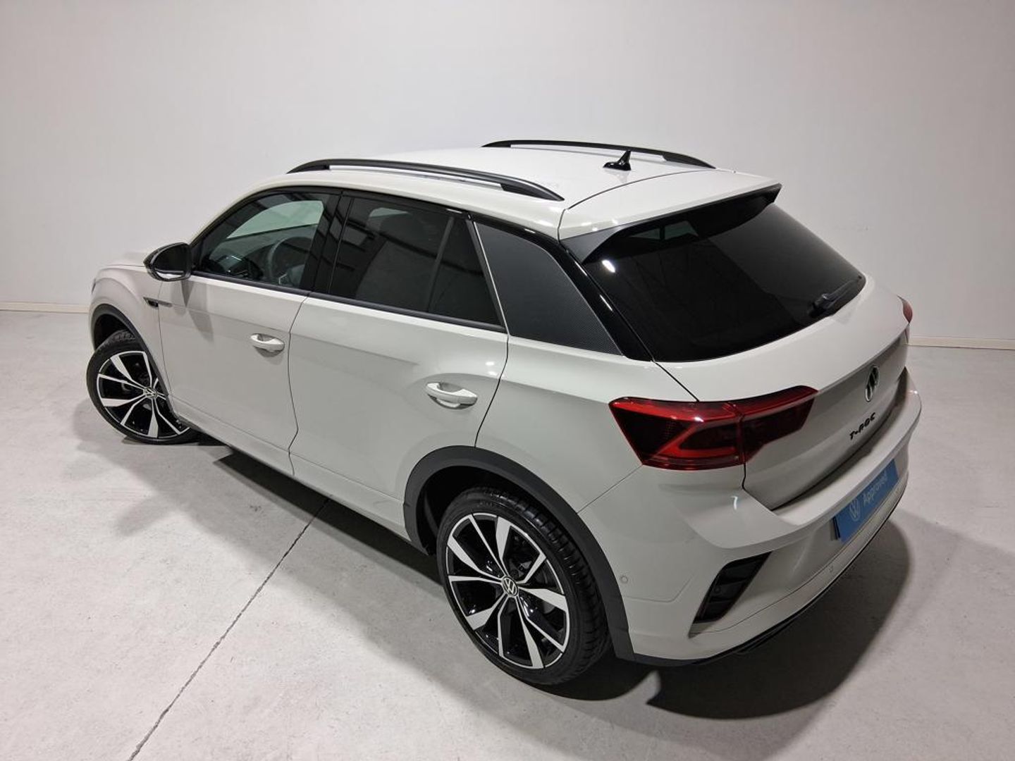 Volkswagen T-Roc R-Line 1.0 TSI 85 kW (116 CV) Beige All Terrain / Pick-up