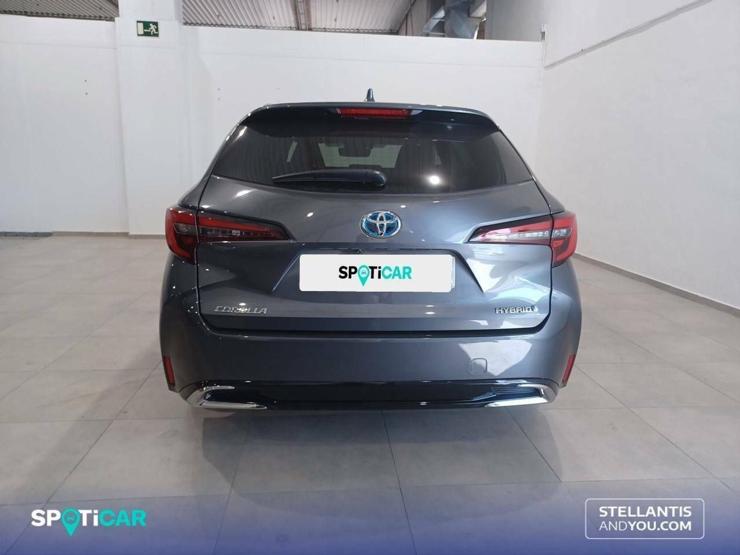 Toyota Corolla Touring Sports 200H Style 144 kW (196 CV) Gris Familiar