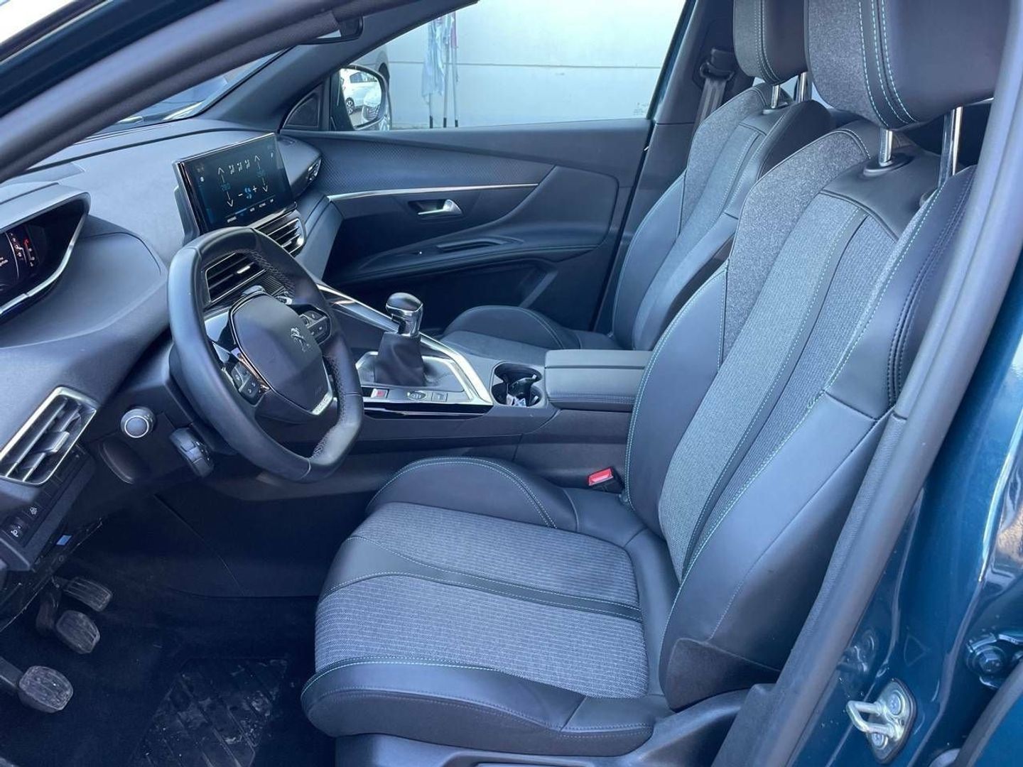 Peugeot 3008 PureTech 130 S&S Allure Pack 96 kW (130 CV) Azul SUV