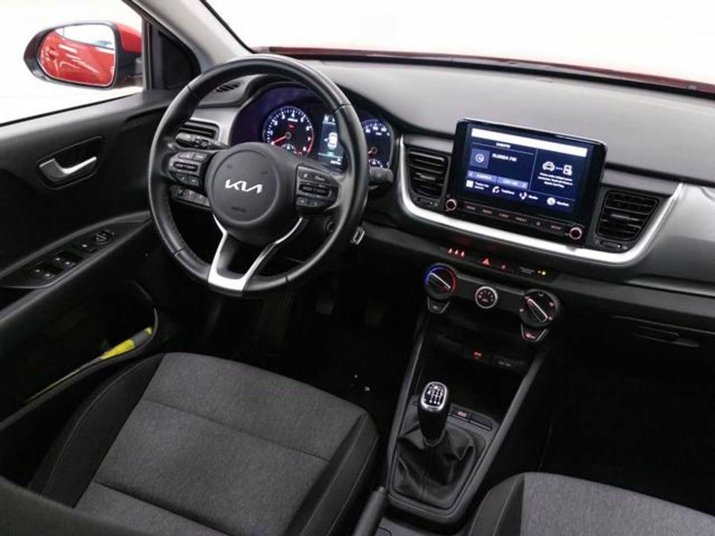 Kia Stonic 1.0 T-GDi MHEV MT Concept 74 kW (100 CV)