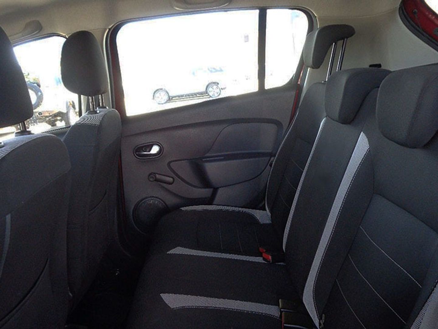 Dacia Sandero Stepway Essential TCe 74 kW (100 CV)