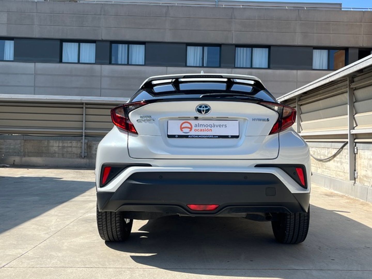 Toyota C-HR 180H Advance 135 kW (184 CV) Blanco SUV