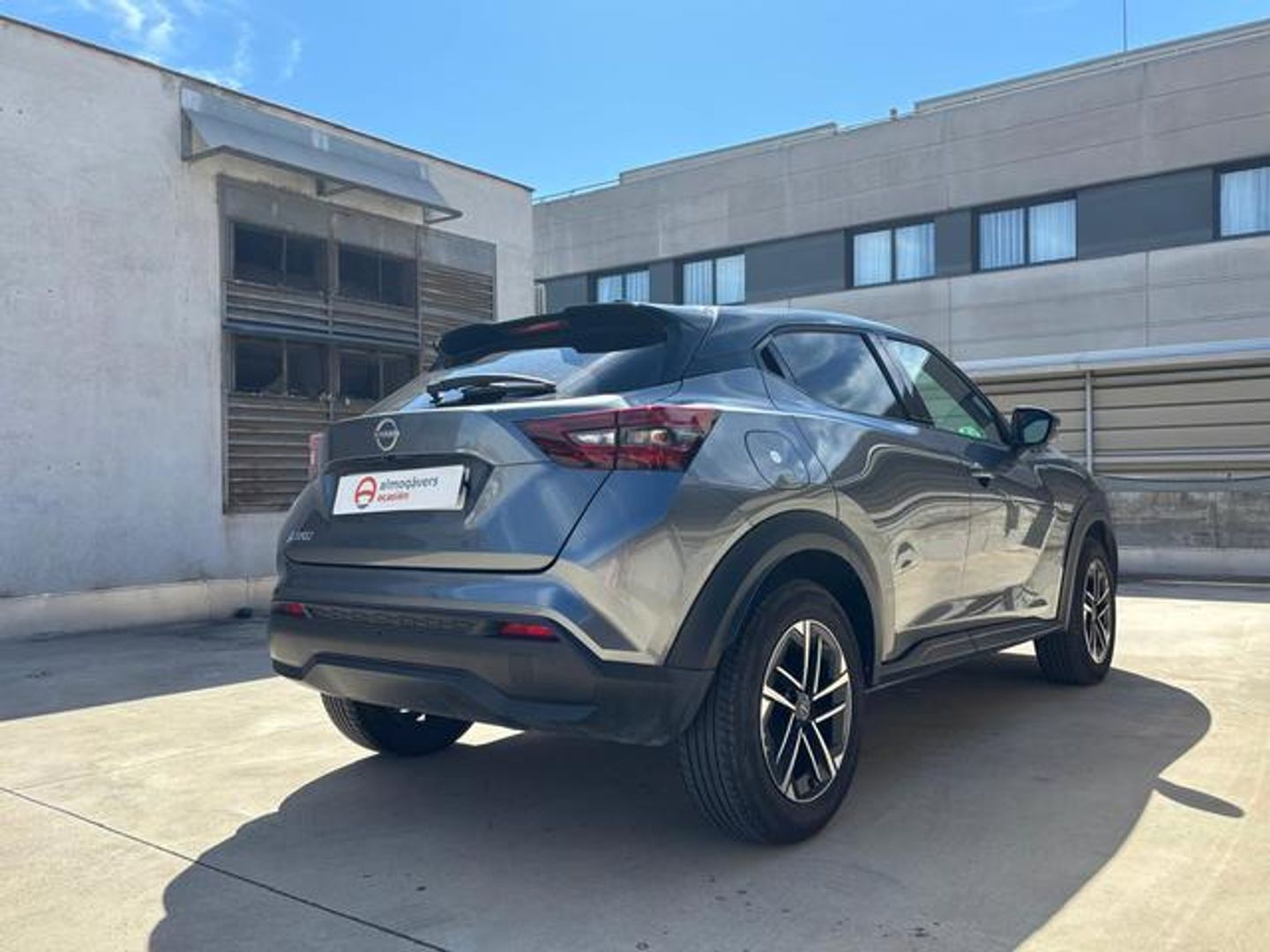 Nissan Juke DIG-T N-Connecta 4x2 84 kW (114 CV) Gris SUV