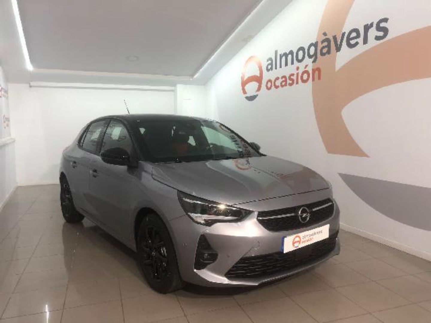 Opel Corsa 1.2 T XHL GS 74 kW (100 CV) Gris Sedan