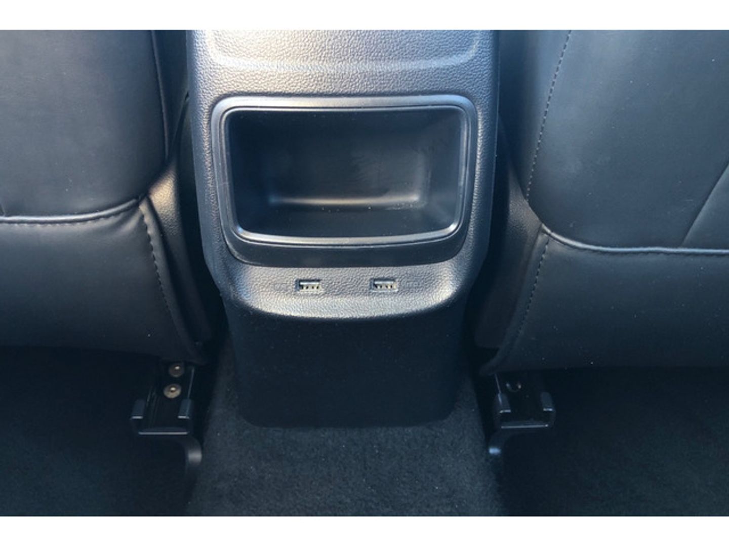 MG ZS 1.5 Luxury 78 kW (106 CV) Negro All Terrain / Pick-up