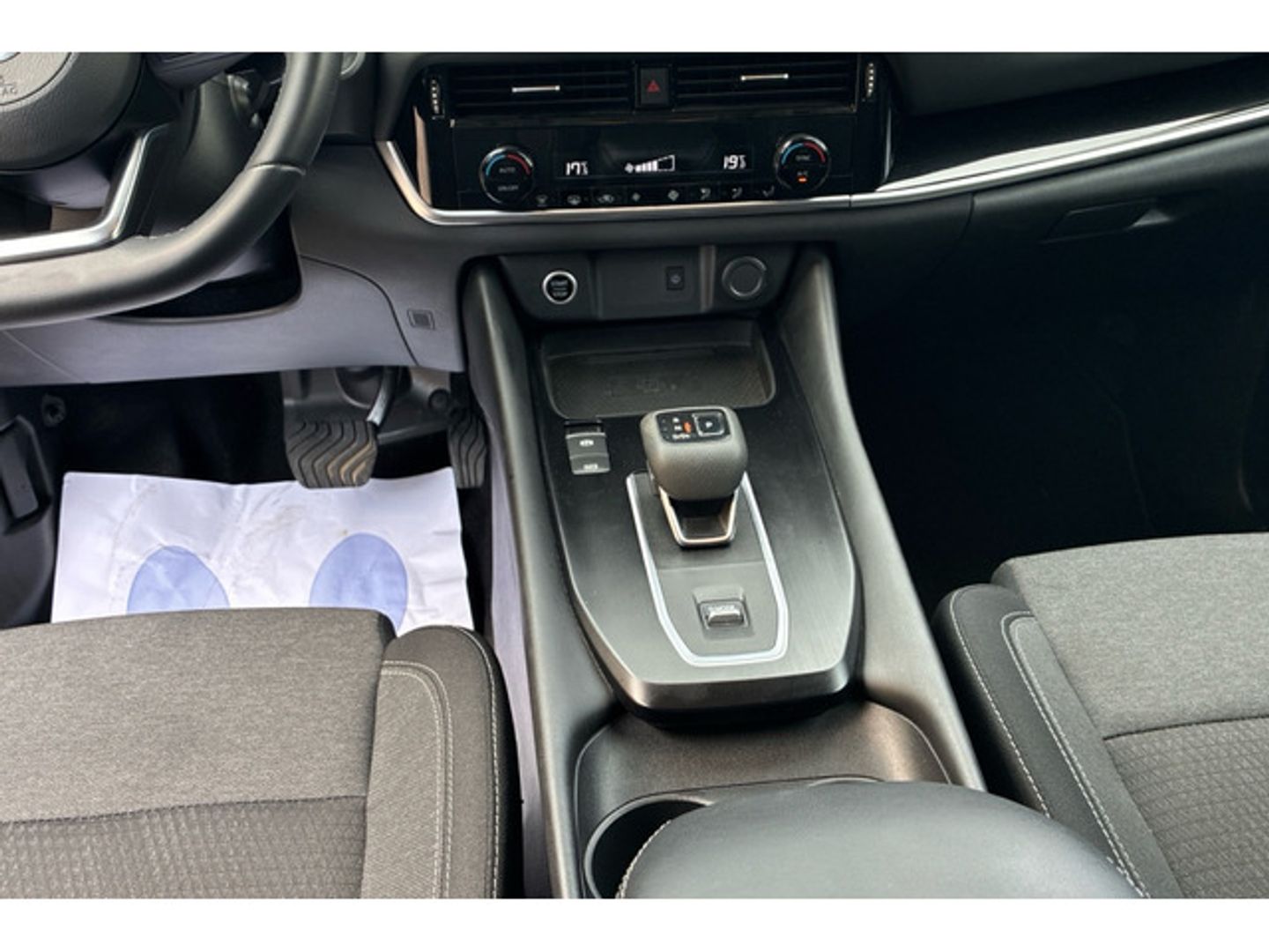 Nissan Qashqai DIG-T 160 mHEV N-Connecta Xtronic 116 kW (158 CV) Gris SUV