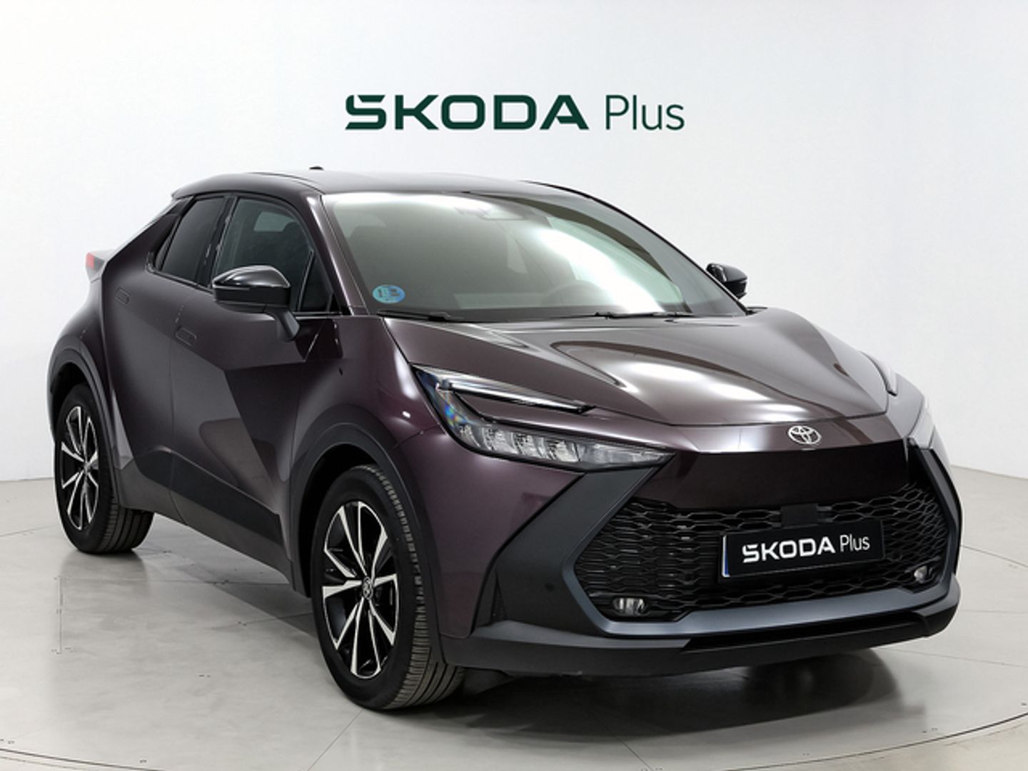 Toyota C-HR 140H Advance 103 kW (140 CV) Violeta SUV