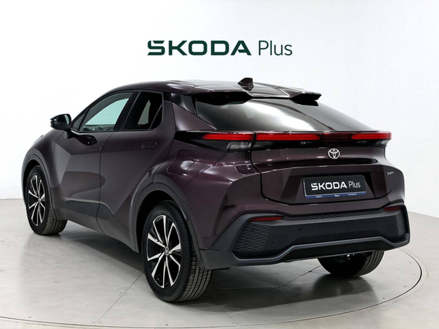 Toyota C-HR 140H Advance 103 kW (140 CV) Violeta SUV