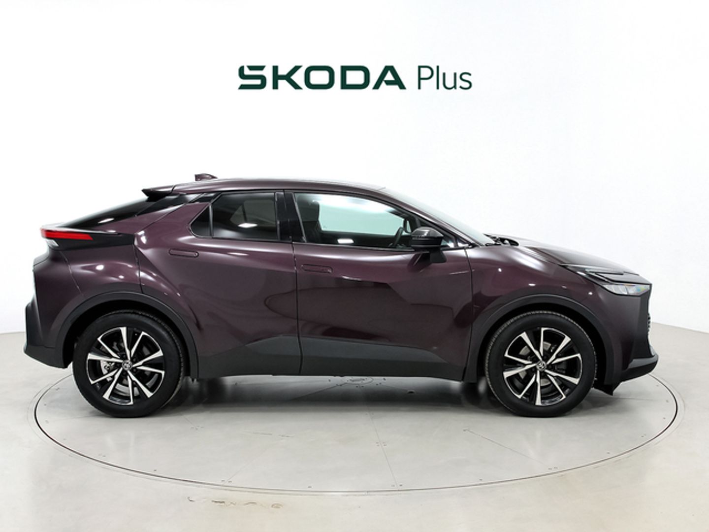 Toyota C-HR 140H Advance 103 kW (140 CV) Violeta SUV