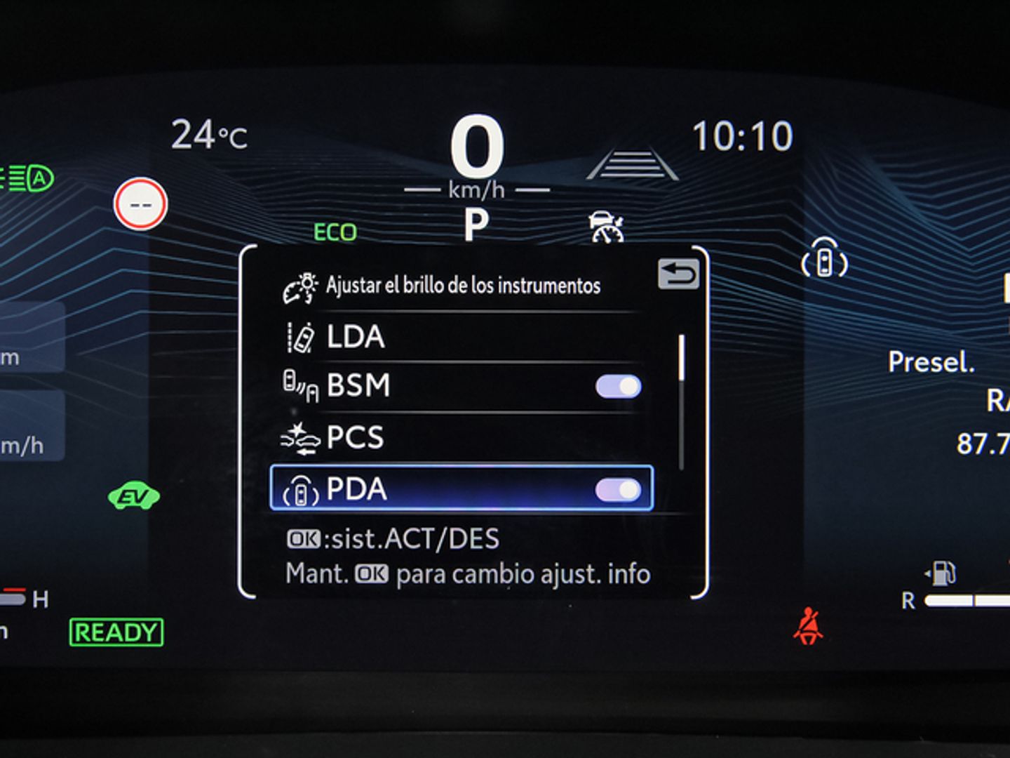 Toyota C-HR 140H Advance 103 kW (140 CV) Violeta SUV