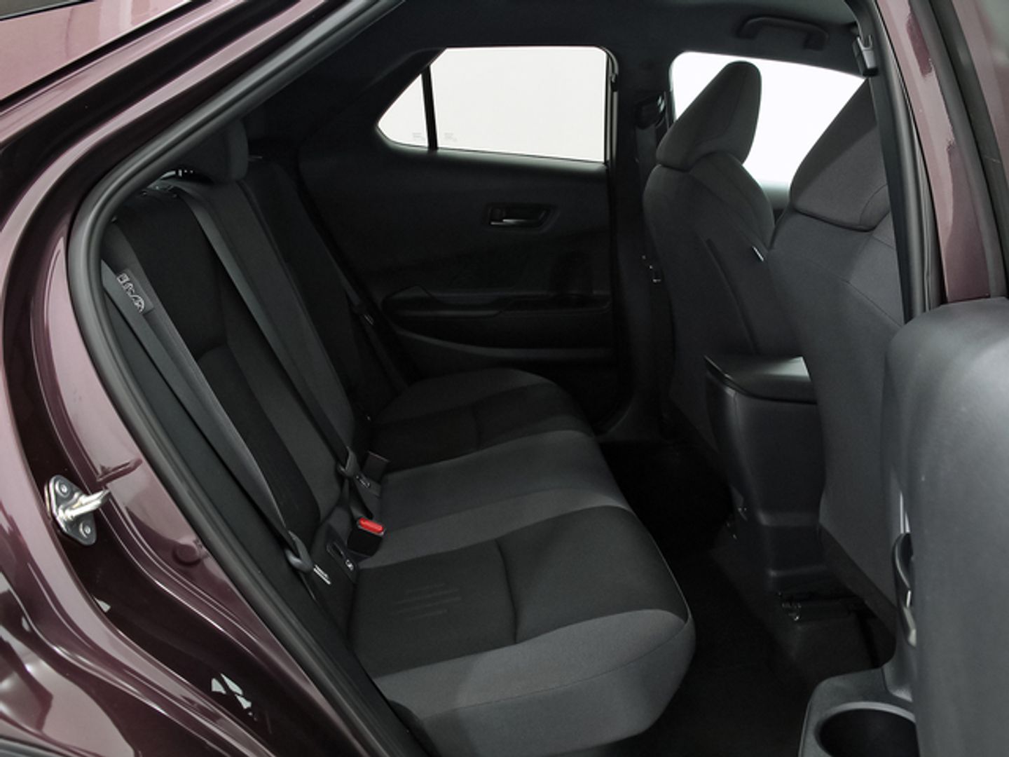 Toyota C-HR 140H Advance 103 kW (140 CV) Violeta SUV
