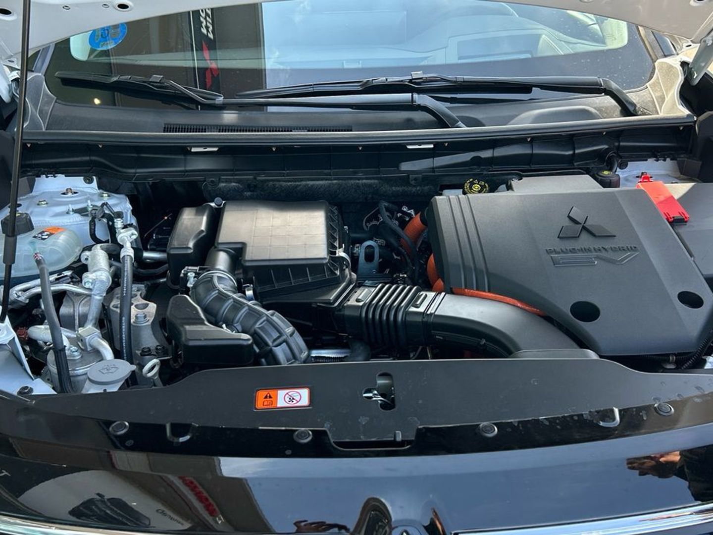 Mitsubishi Outlander 2.4 PHEV Kaiteki 4WD Auto 225 kW (306 CV) Blanco SUV