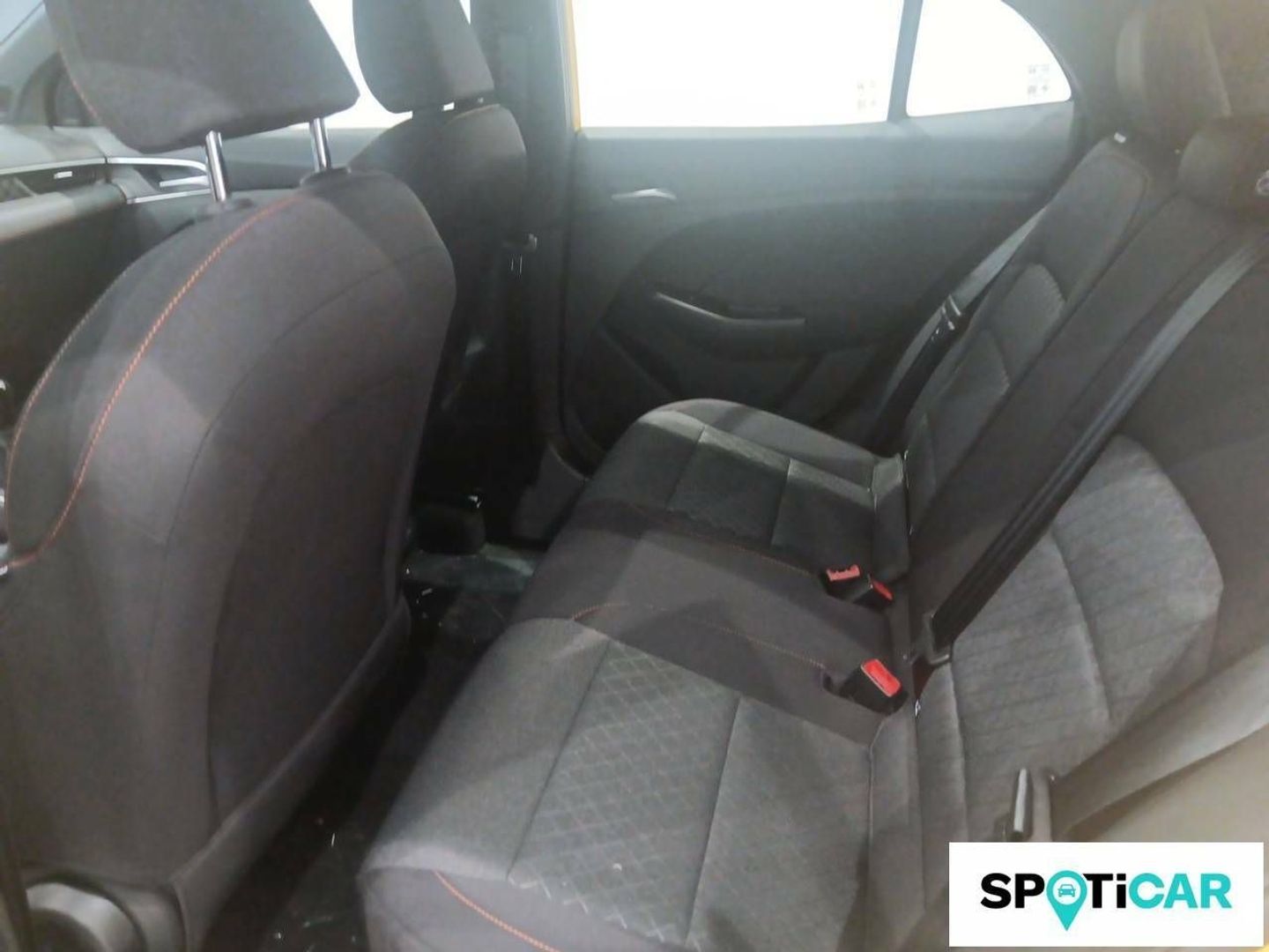 MG MG3 1.5 Comfort 85 kW (116 CV) Amarillo Sedan