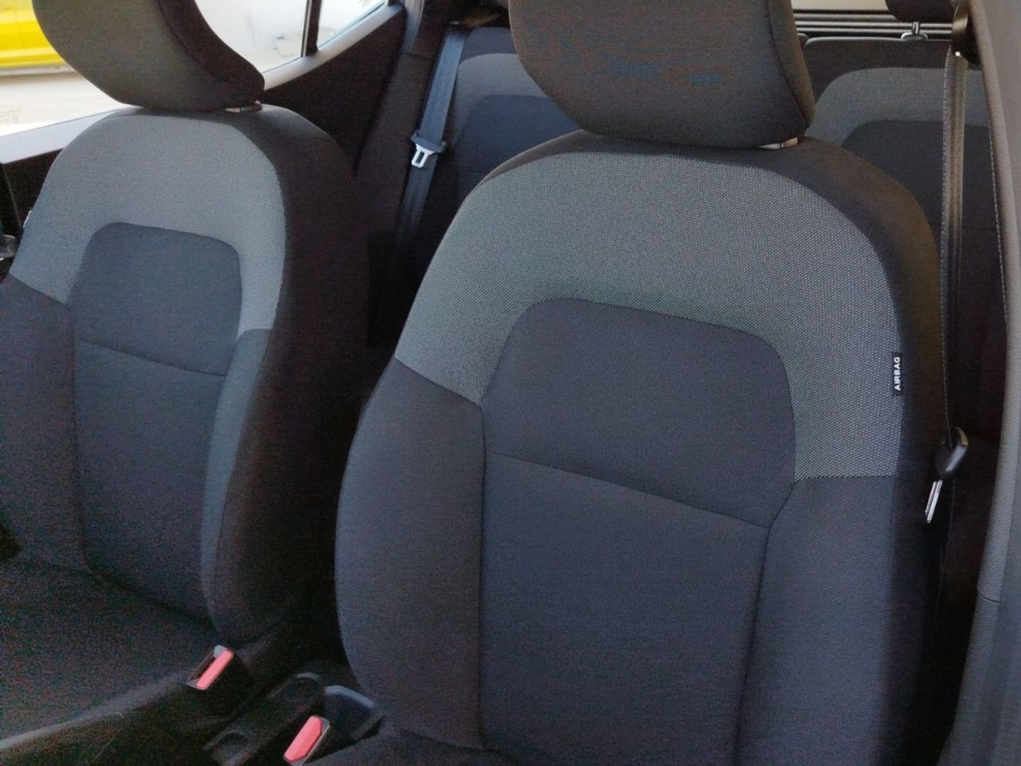 Dacia Sandero Essential ECO-G 74 kW (101 CV) Gris Compact