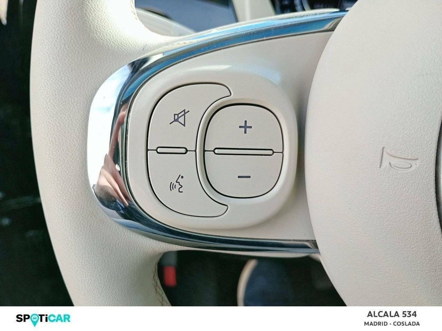 Fiat 500 1.0 Hybrid Dolcevita 51 kW (70 CV)