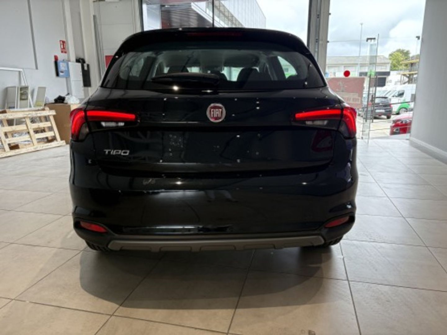 Fiat Tipo 1.6 Multijet City Cross 96 kW (130 CV) Negro Sedan