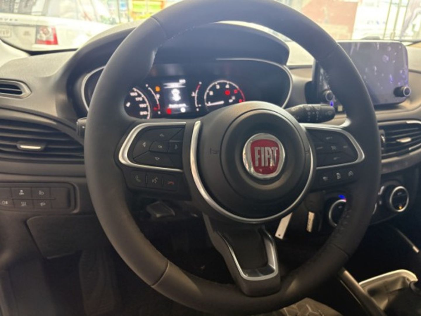 Fiat Tipo 1.6 Multijet City Cross 96 kW (130 CV) Negro Sedan