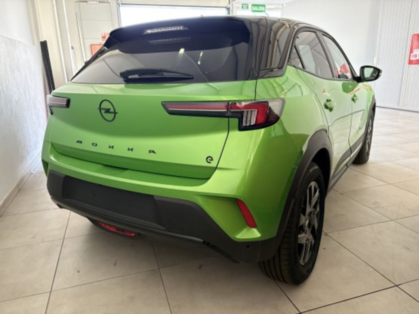 Opel Mokka-e BEV 50kWh GS Line-e 100 kW (136 CV) Verde SUV