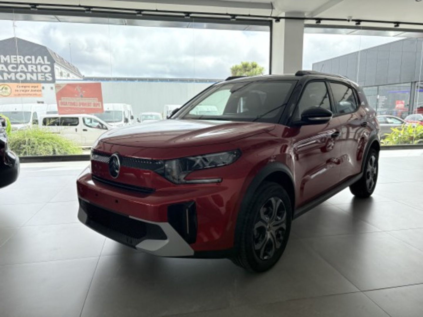 Citroen C3 Aircross PureTech 100 S&S Plus 74 kW (100 CV) Rojo SUV